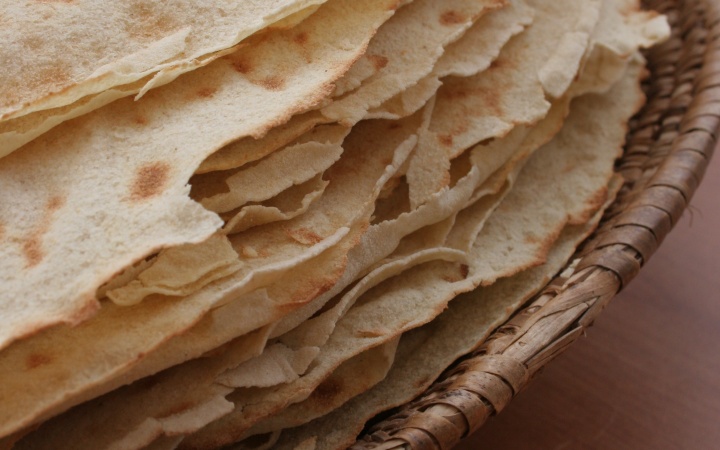 AGENTE IN AFFARI DI MEDIAZIONE (designed by Katemangostar - Freepik.com)